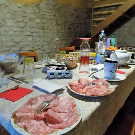 Due Archi Frühstückspension SantʼAmbrogio di Valpolicella